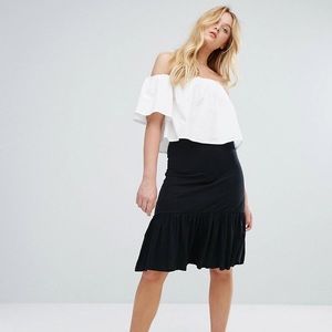 Pull & Bear black ruffle skirt